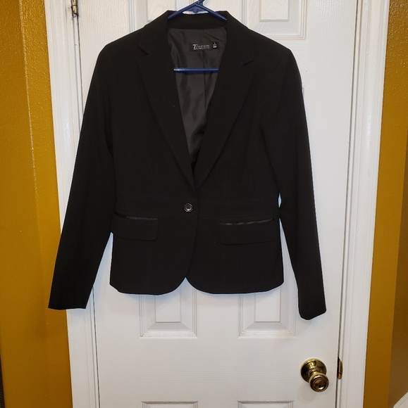 Blazers - Picture 1 of 2